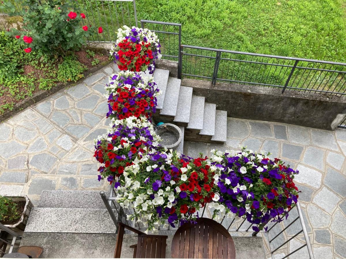 B&B Maison Vallomy Lillianes エクステリア 写真